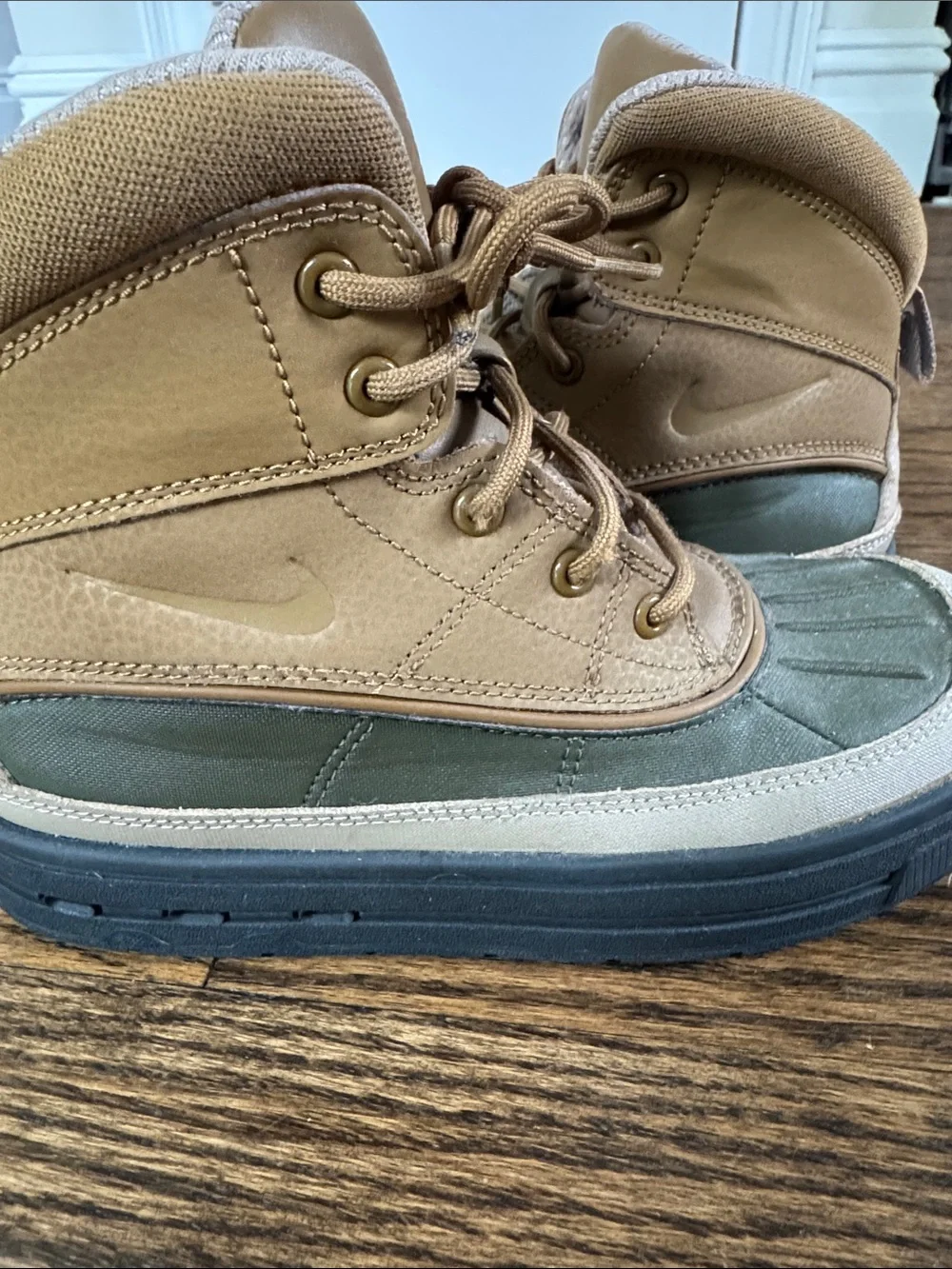 Nike ACG Woodside 2 Boys Boots
